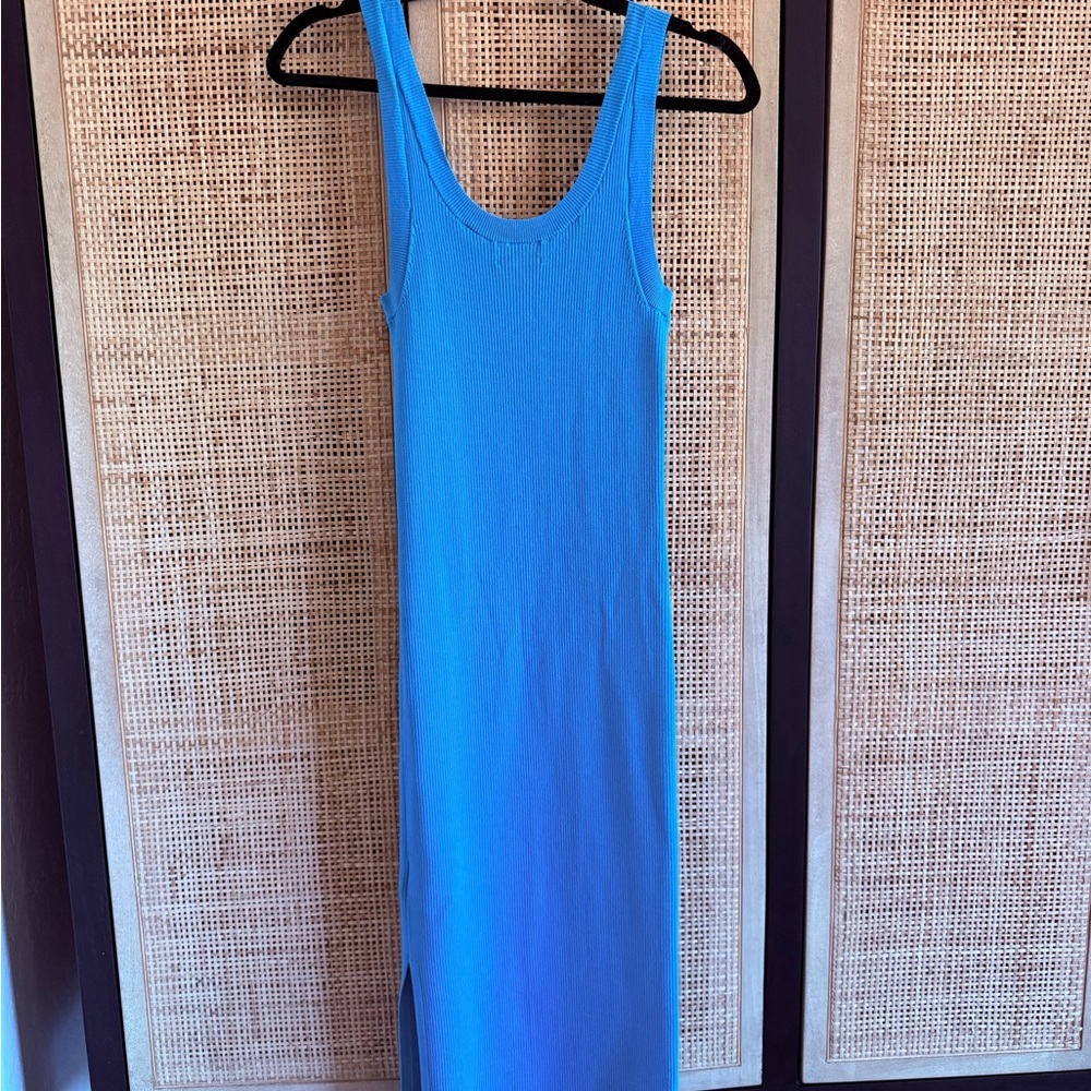 Scoop Neck Maxi Dress in Electric Blue